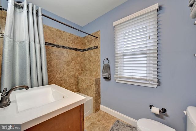 3018 NORTHWAY DR, Baltimore, MD 21234