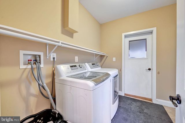 3018 NORTHWAY DR, Baltimore, MD 21234