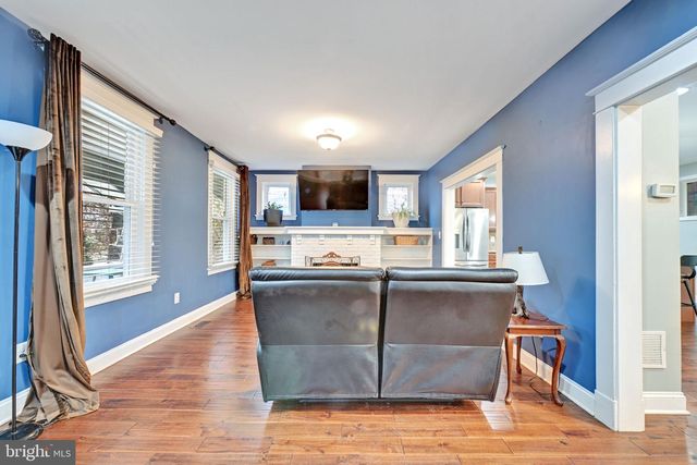 3018 NORTHWAY DR, Baltimore, MD 21234