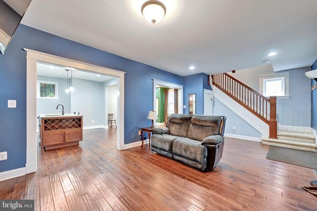 3018 NORTHWAY DR, Baltimore, MD 21234