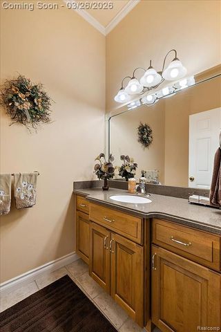 13071 Burningwood Drive, Washington, MI 48094