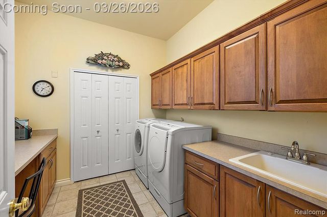 13071 Burningwood Drive, Washington, MI 48094