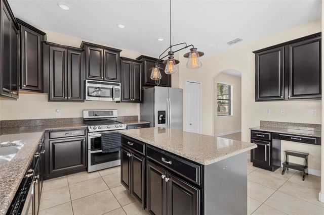 4306 BISCAYNE COVE COURT, Kissimmee, FL 34744