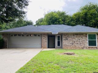 404 W Briar Court, Overton, TX 75684