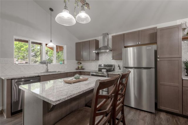 110 N Bailey Street, Trinity, TX 75862