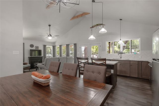 110 N Bailey Street, Trinity, TX 75862