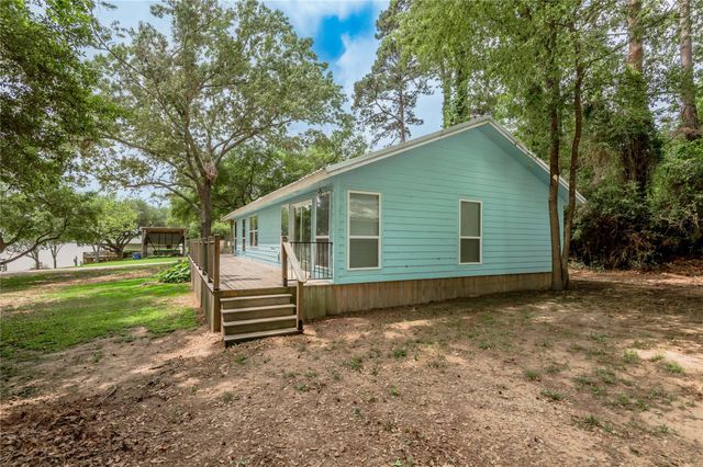 110 N Bailey Street, Trinity, TX 75862