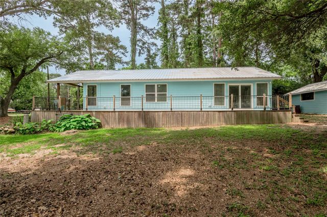 110 N Bailey Street, Trinity, TX 75862
