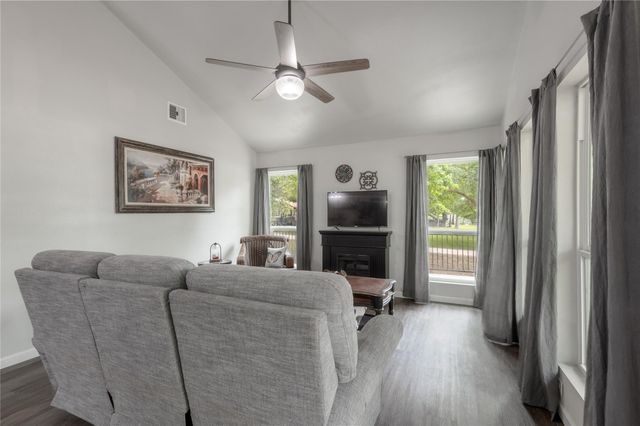 110 N Bailey Street, Trinity, TX 75862