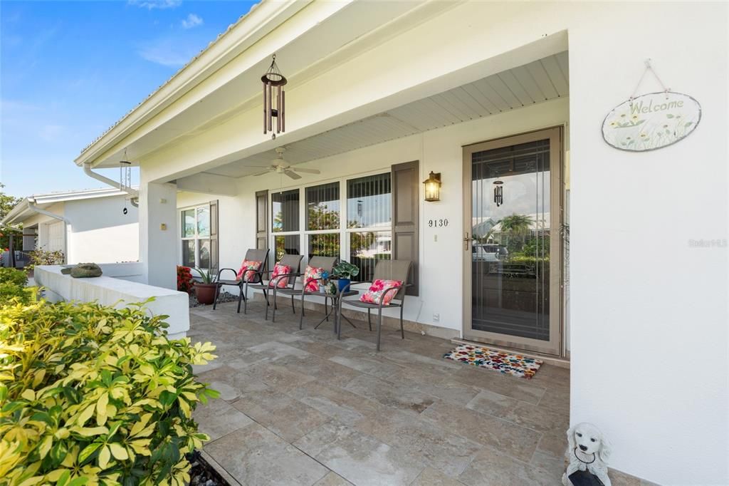 Image 3 of property listing at 9130 34TH WAY N 6, Pinellas Park, FL 33782