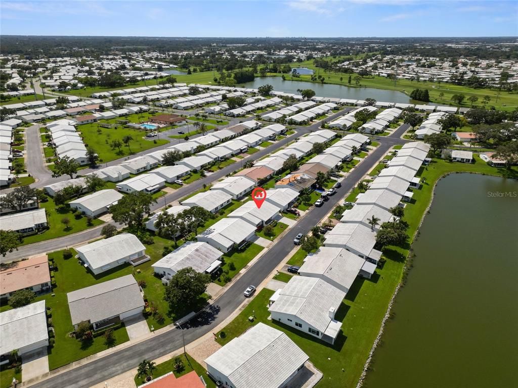 Image 33 of property listing at 9130 34TH WAY N 6, Pinellas Park, FL 33782