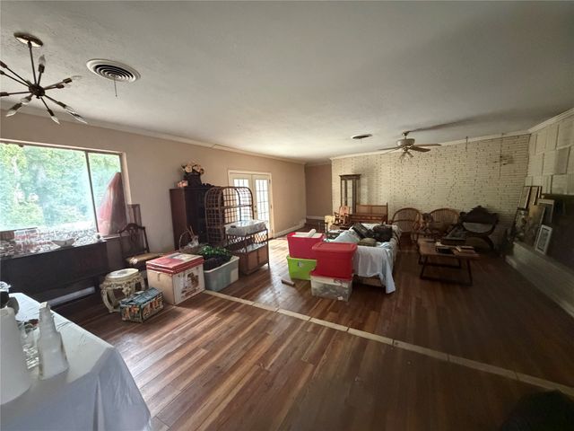3016 Dreeben Drive, Richland Hills, TX 76118