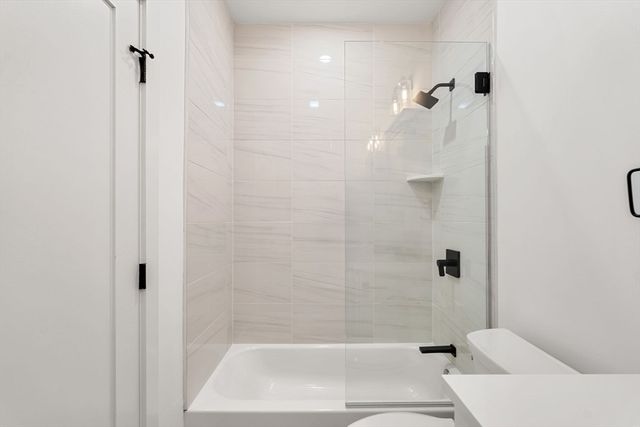 113 Beacon Street B, Somerville, MA 02143