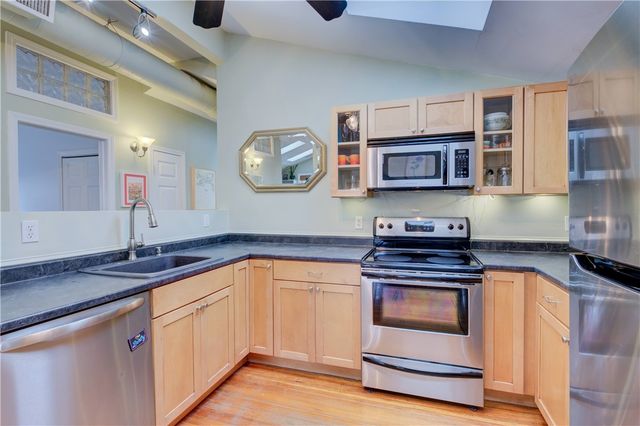 170 Fourth Street, Providence, RI 02906