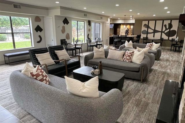 18828 State Highway 249 321, Houston, TX 77070