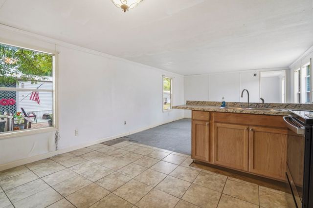 2736 Capricorn Dr., Myrtle Beach, SC 29575