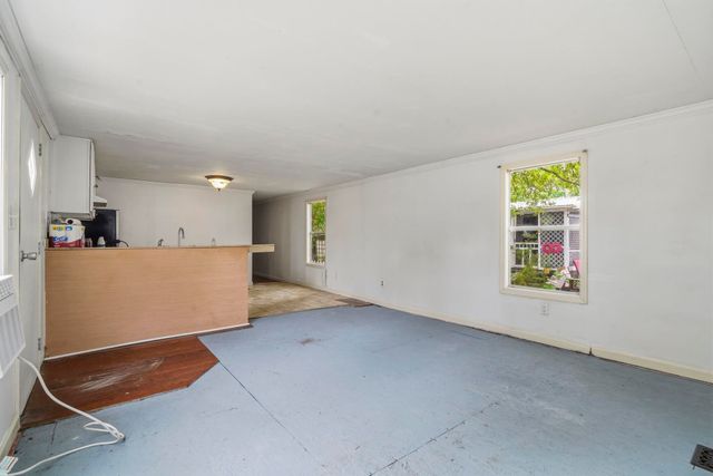 2736 Capricorn Dr., Myrtle Beach, SC 29575