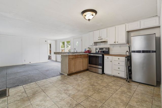 2736 Capricorn Dr., Myrtle Beach, SC 29575