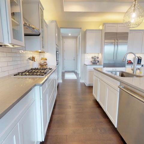 3292 Waldon Ridge Street, Orion Twp, MI 48359
