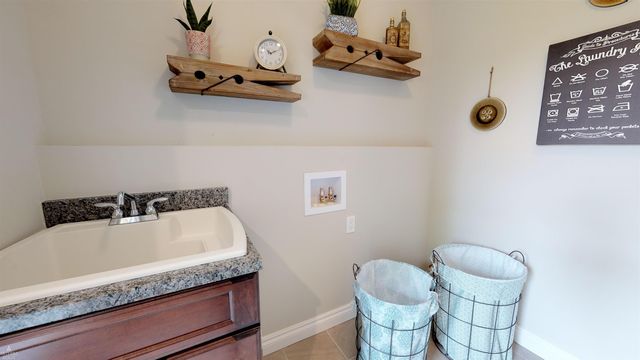 3292 Waldon Ridge Street, Orion Twp, MI 48359