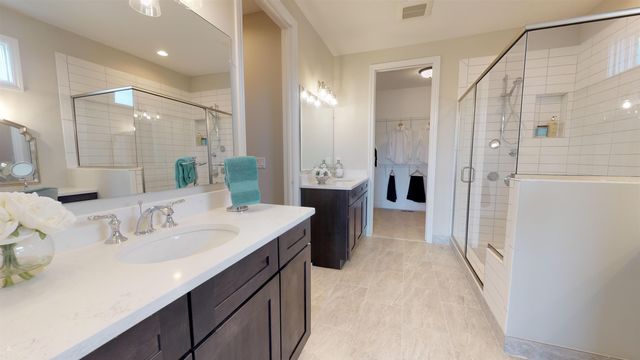 3292 Waldon Ridge Street, Orion Twp, MI 48359