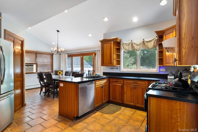 627 6th Street, East Northport, NY 11731