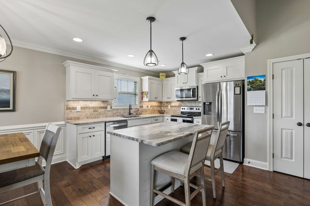 208 Ernest Dr, Lebanon, TN 37087