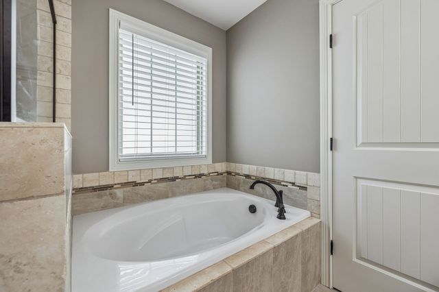 208 Ernest Dr, Lebanon, TN 37087