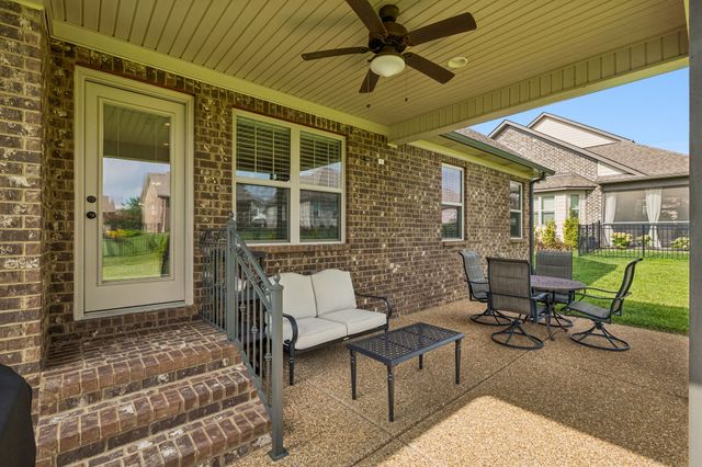 208 Ernest Dr, Lebanon, TN 37087