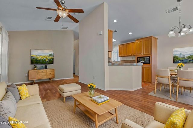 201 S Greenfield Road 128, Mesa, AZ 85206