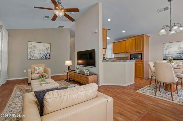 201 S Greenfield Road 128, Mesa, AZ 85206