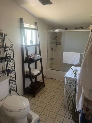 10678 Peoria Rd, Browns Valley, CA 95918