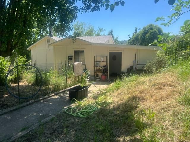 10678 Peoria Rd, Browns Valley, CA 95918