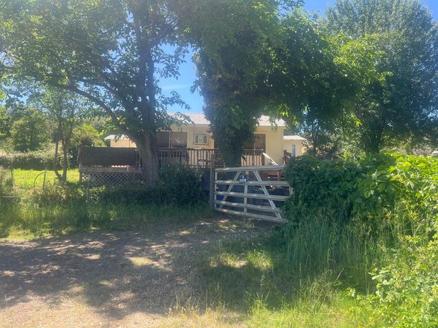 10678 Peoria Rd, Browns Valley, CA 95918