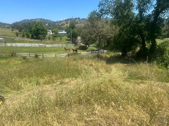 10678 Peoria Rd, Browns Valley, CA 95918