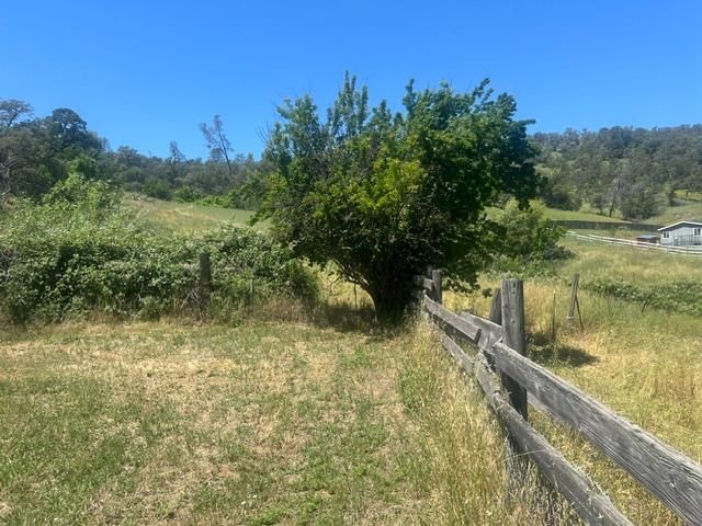 10678 Peoria Rd, Browns Valley, CA 95918