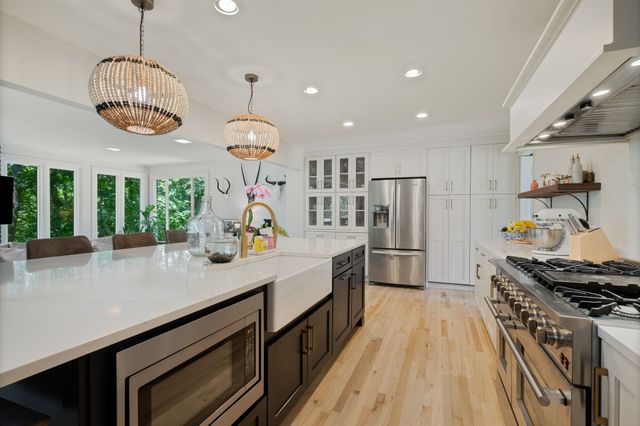 6355 Panorama Dr, Brentwood, TN 37027