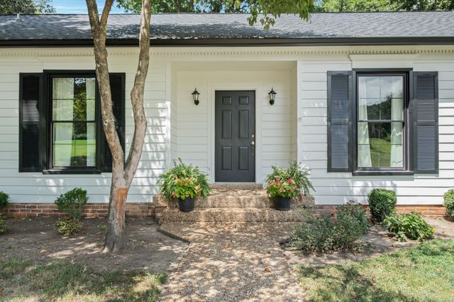 6355 Panorama Dr, Brentwood, TN 37027