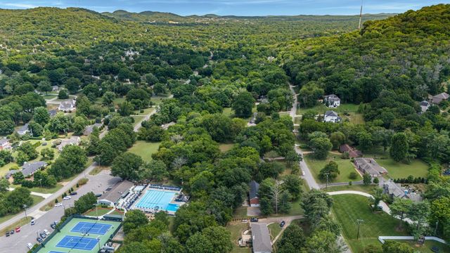 6355 Panorama Dr, Brentwood, TN 37027