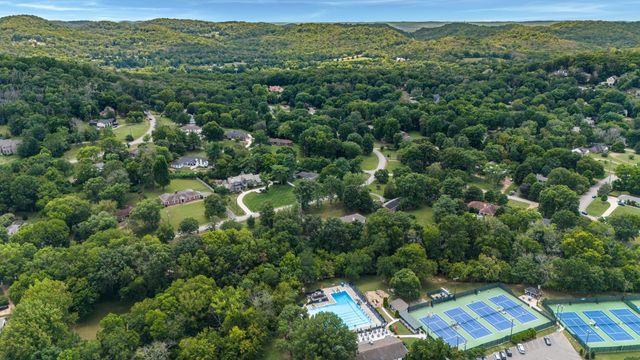 6355 Panorama Dr, Brentwood, TN 37027