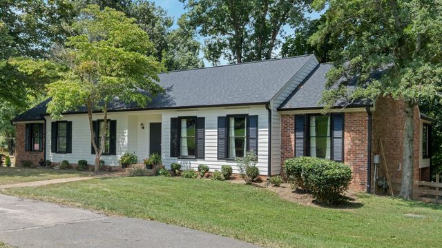 6355 Panorama Dr, Brentwood, TN 37027