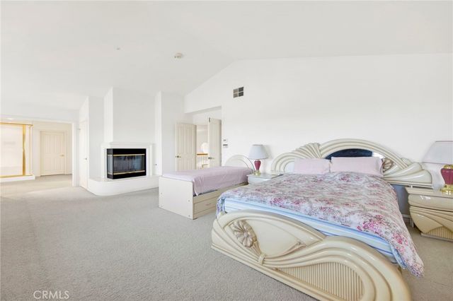 5936 Vista De La Luz, Woodland Hills, CA 91367