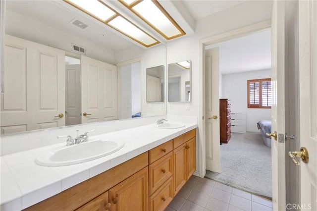 5936 Vista De La Luz, Woodland Hills, CA 91367