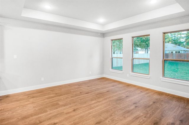 6618 Dillon Drive, Magnolia, TX 77354