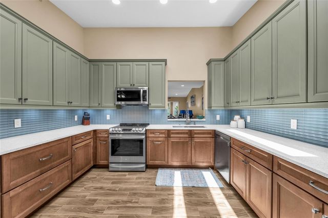 2350 HARBOUR OAKS DRIVE, Longboat Key, FL 34228