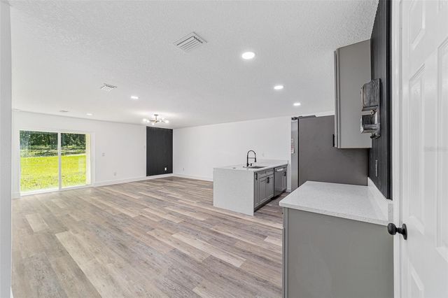 6839 SE 23RD AVENUE, Ocala, FL 34480