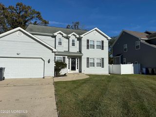 90 Atlantis Avenue, Manahawkin, NJ 08050