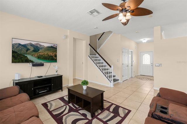 1573 ANNA CATHERINE DRIVE, Orlando, FL 32828
