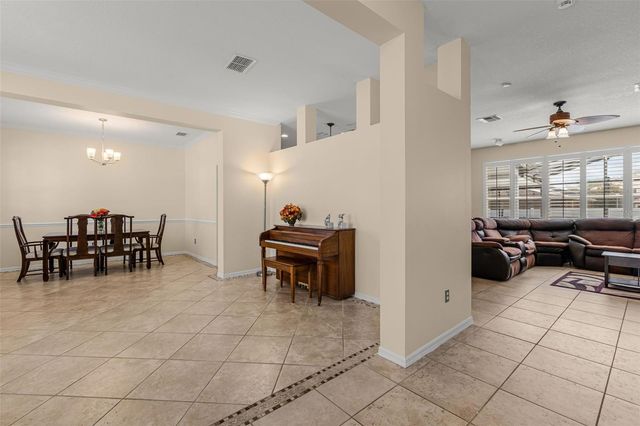1573 ANNA CATHERINE DRIVE, Orlando, FL 32828