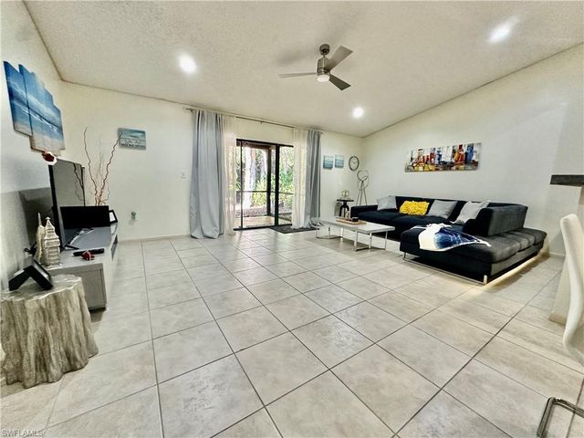13212 Tall Pine CIR, Fort Myers, FL 33907